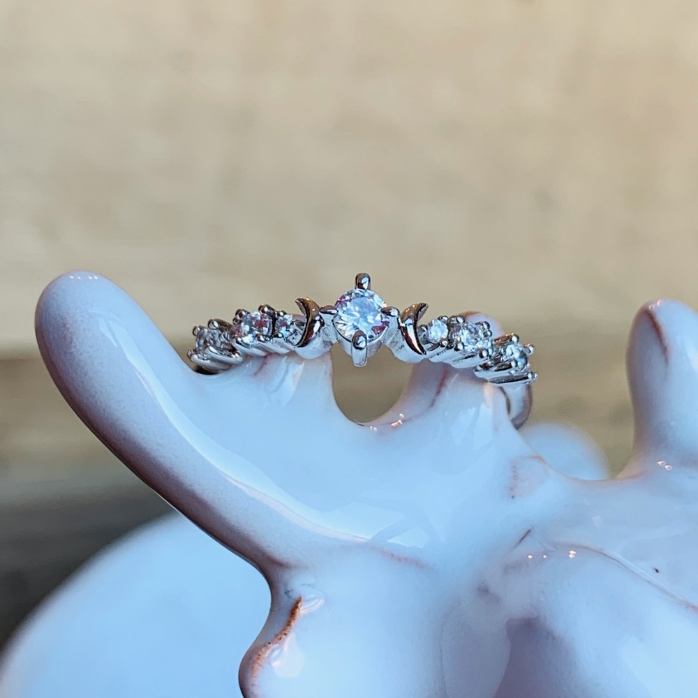 Crescent Moon CZ Ring 925SS-NWOT